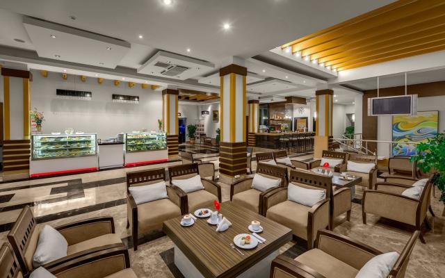 Crystal Aura Beach Resort & Spa