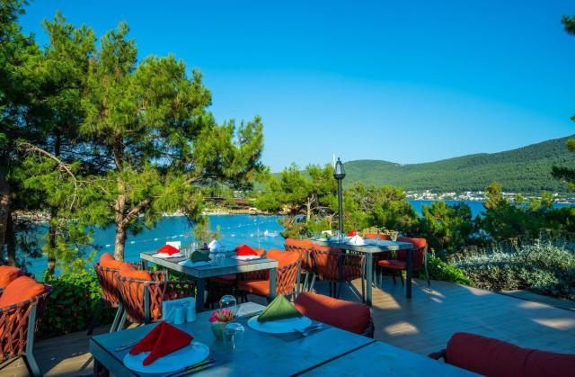 Hotel La Blanche Island