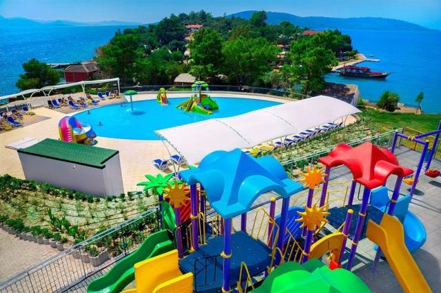 Hotel La Blanche Island
