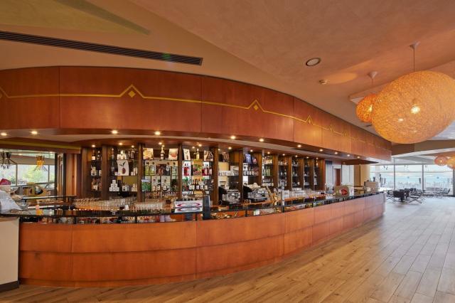 Hotel La Blanche Island