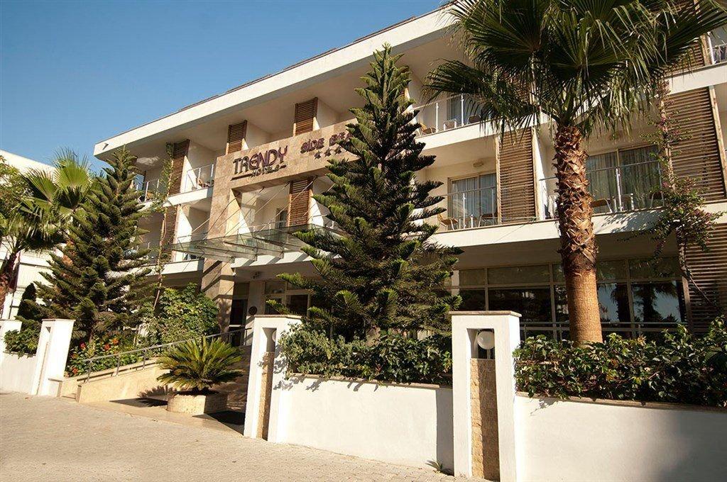 Hotel Trendy Side Beach