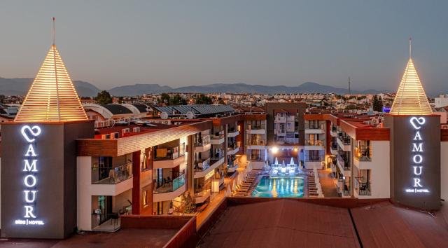 Orient Express & Hotel Side Amour