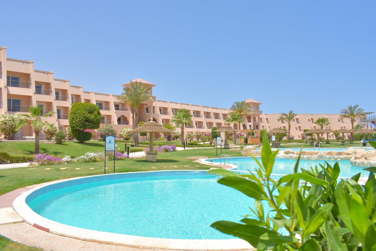 Hotel Jasmine Palace Resort
