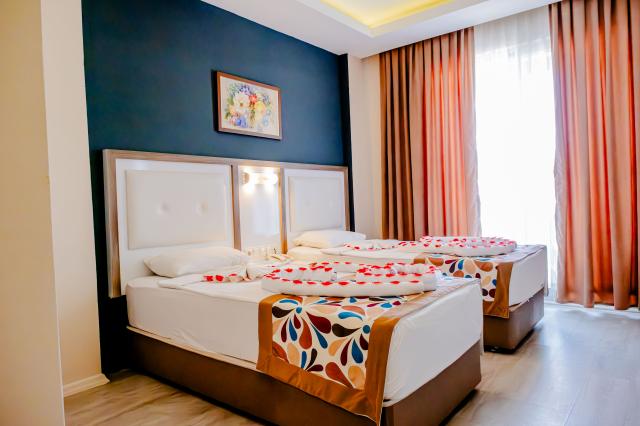 Orient Express & Hotel Acar
