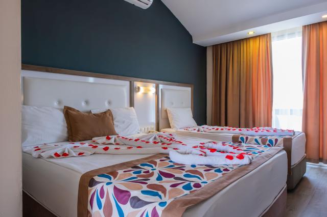 Orient Express & Hotel Acar
