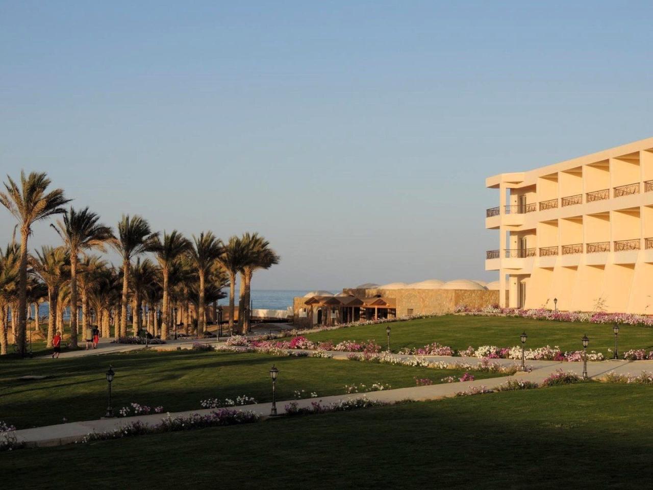 Hotel Royal Brayka Beach Resort