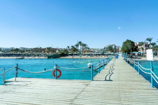 Hotel Minamark Beach Resort
