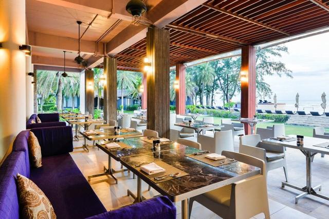 Hotel Twin Lotus Resort and SPA