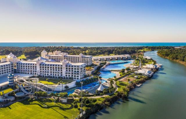 Orient Express & Hotel Titanic Deluxe Belek