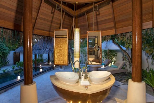 Constance Halaveli Maldives