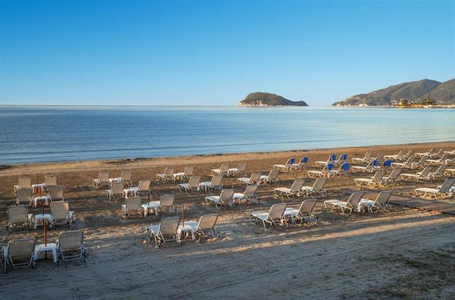 Galaxy Beach Resort, BW Premier Collection