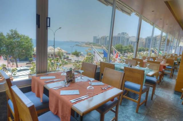 Preluna Hotel