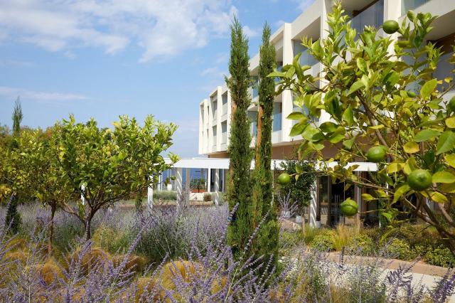Vincci EverEden Beach Resort