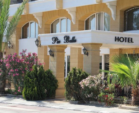 Hotel Pia Bella
