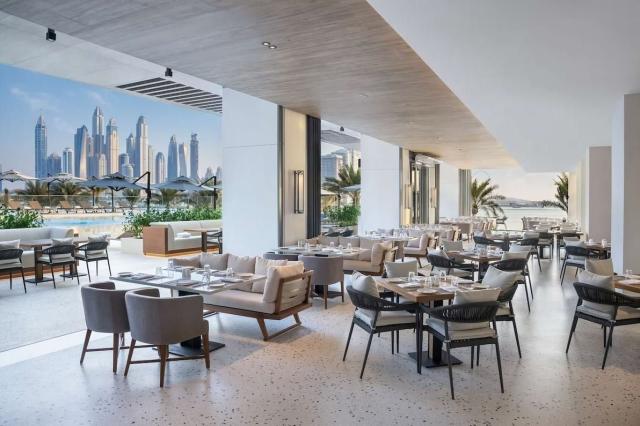 Radisson Beach Resort Palm Jumeirah Dubai