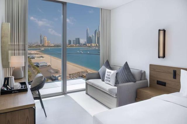 Radisson Beach Resort Palm Jumeirah Dubai