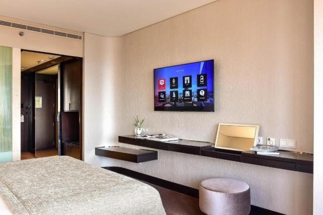 Porto Palacio Hotel by the Editory
