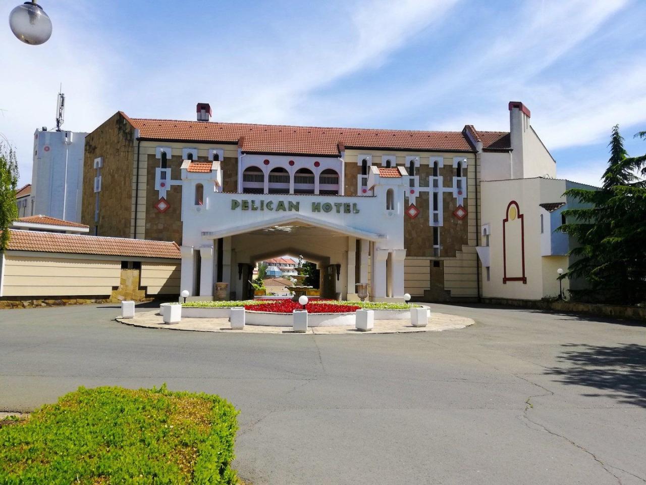Hotel Pelican