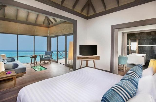 Beach House Iruveli