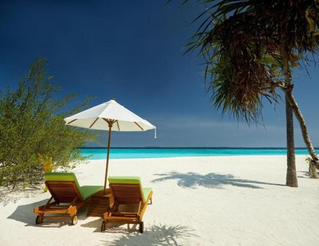 Beach House Iruveli