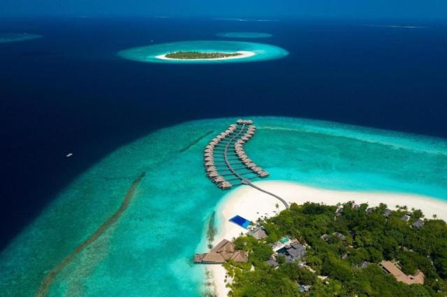 Beach House Iruveli