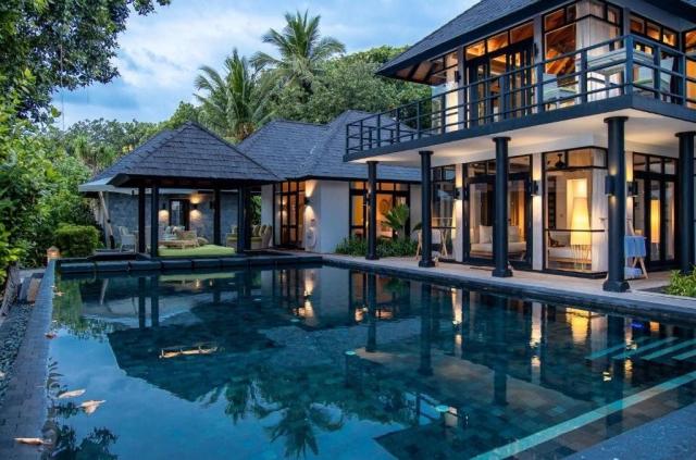 Beach House Iruveli