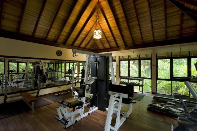 Beach House Iruveli