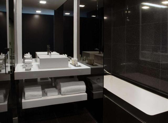 DoubleTree by Hilton Lisbon - Fontana Park
