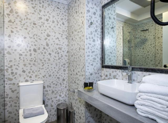 Hotel Selini Suites
