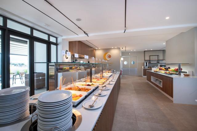 Hotel Selini Suites