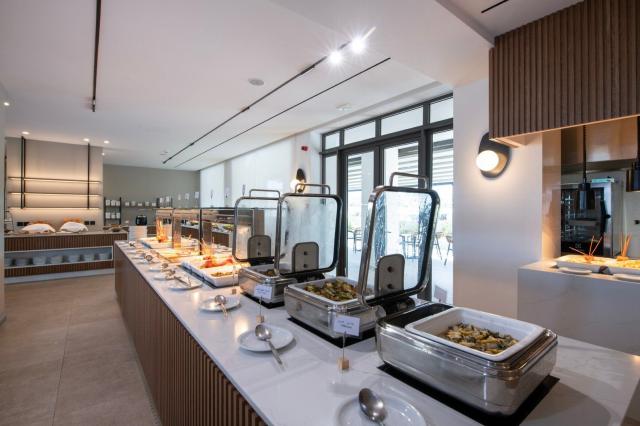 Hotel Selini Suites