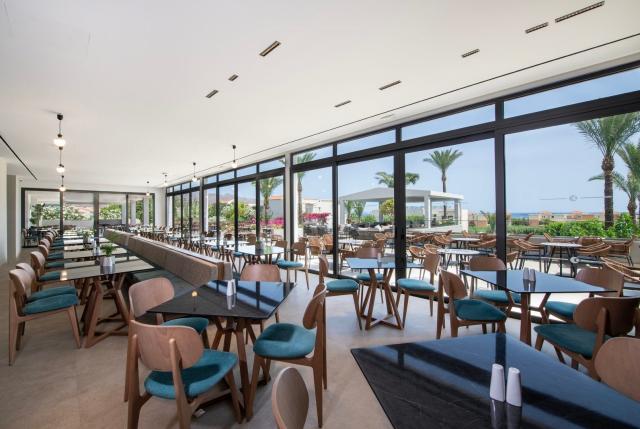 Hotel Selini Suites