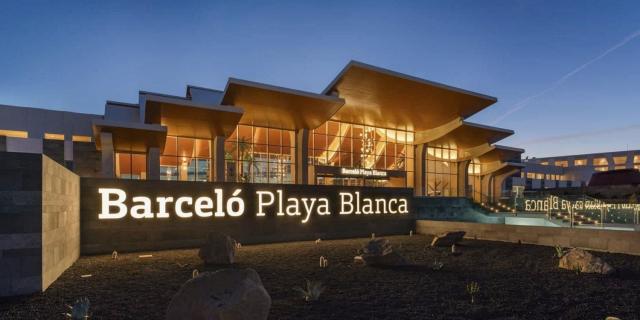 Barcelo Playa Blanca Royal Level