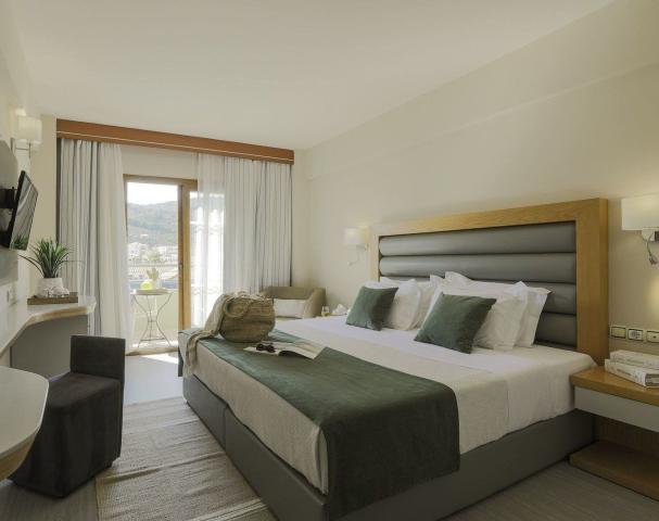 La Piscine Art Hotel