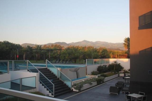 Whales Bay Hotel