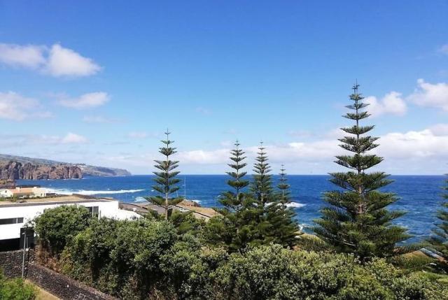 Whales Bay Hotel
