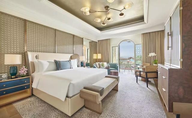 Emirates Palace, Mandarin Oriental