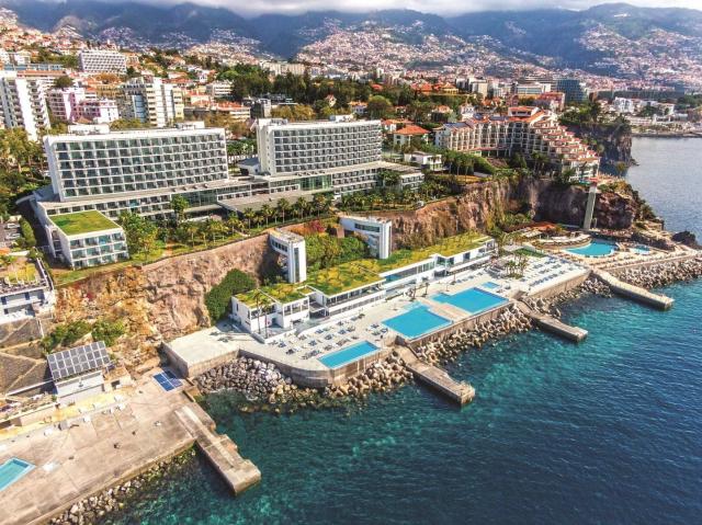 Fly & Drive: Objevte Madeiru! & Hotel Vidamar Resort Madeira