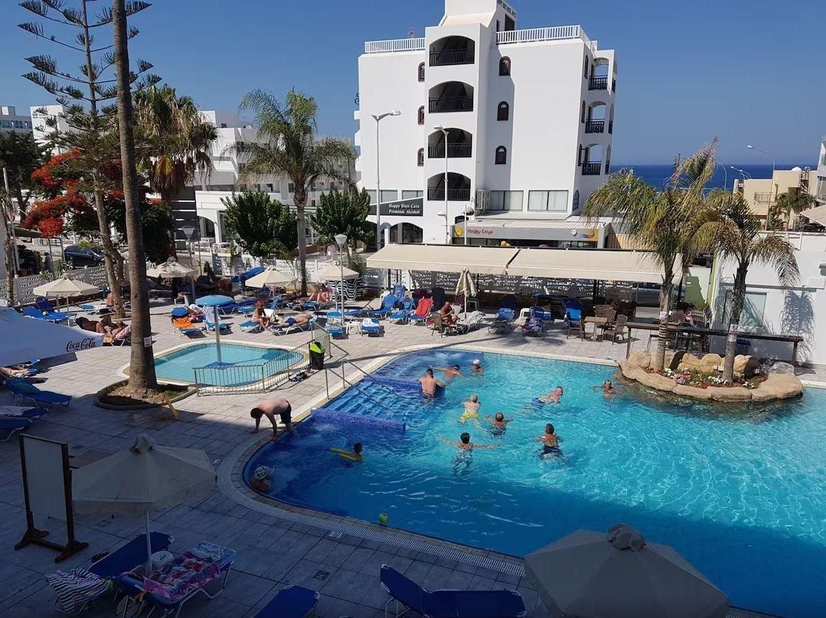 Melini Hotel Suites
