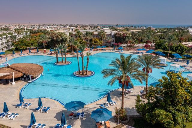 Po stopách českých egyptologů & Hotel Desert Rose Resort