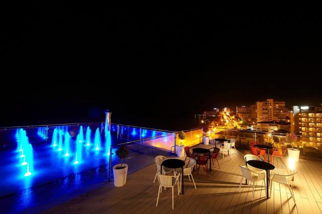 Hotel Las Arenas Affiliated by Melia