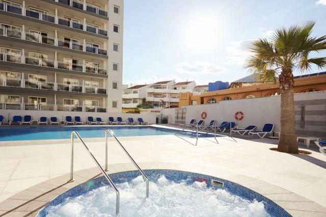 Hotel Las Arenas Affiliated by Melia