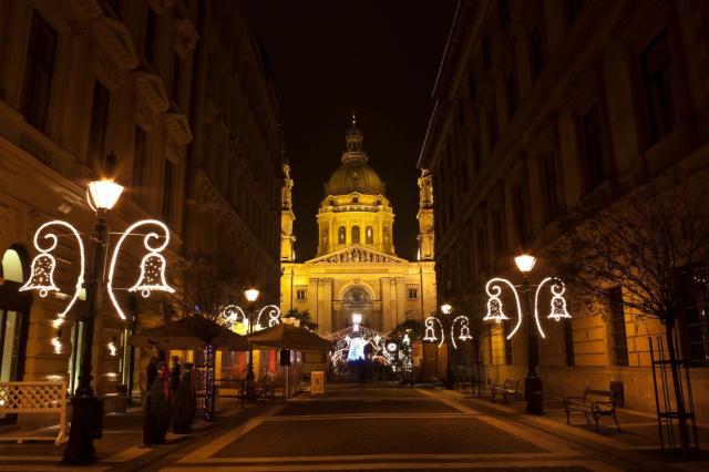 Adventní metropole na Dunaji - Bratislava, Budapešť a Vídeň