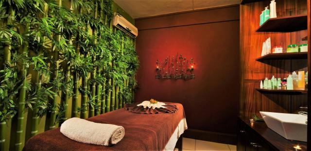 Hotel Le Palmiste Resort & Spa