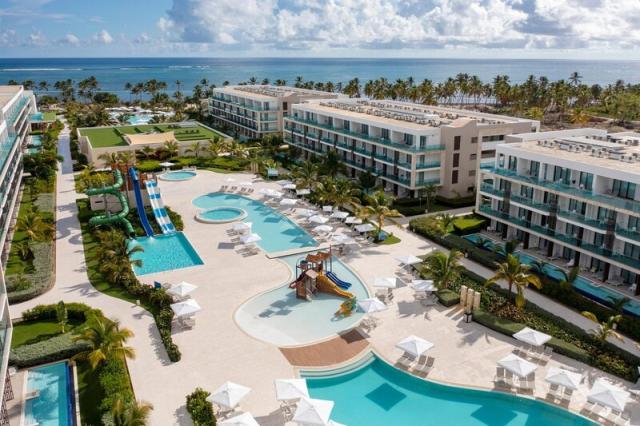 Hotel Serenade Punta Cana Beach & Spa Resort