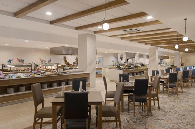 Hotel Serenade Punta Cana Beach & Spa Resort
