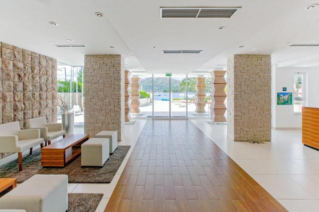 Sensimar Kalamota Island Resort