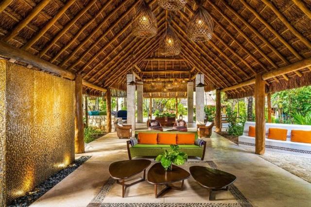 Hotel Mahekal Beach Resort