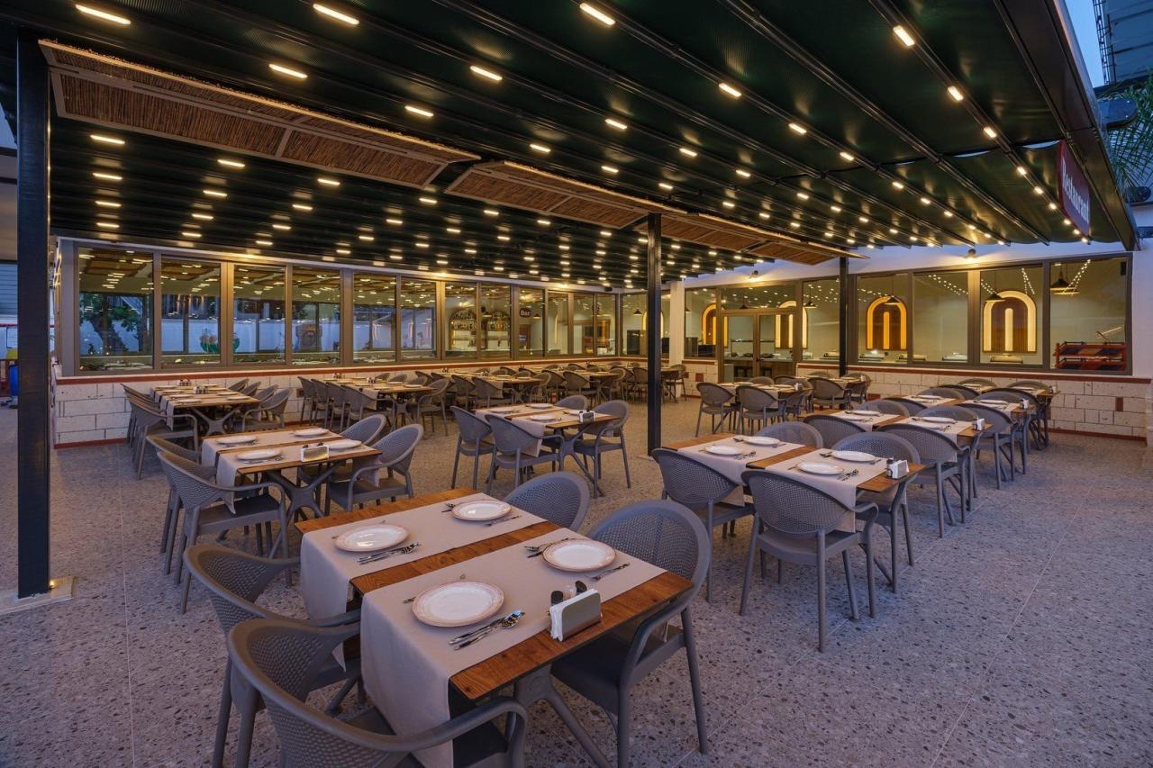 Hotel Monk Resort