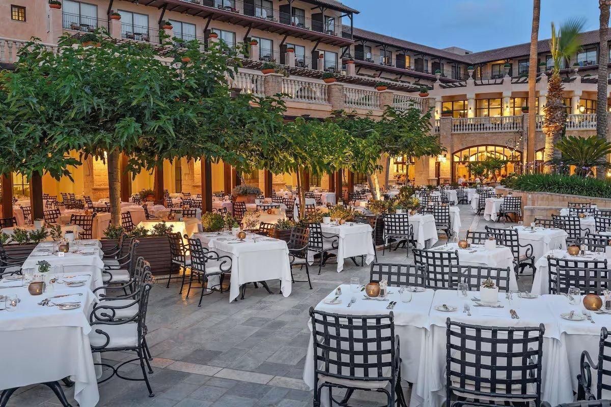 Hotel Elysium